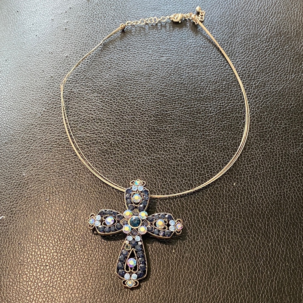 Elegant Silver and Blue Cross Pendant Necklace